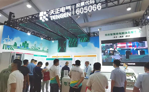 展會直擊 | 麻花星空mv麻花星空mv高清完整亮相濟南光伏展,助力行業綠色低碳發展